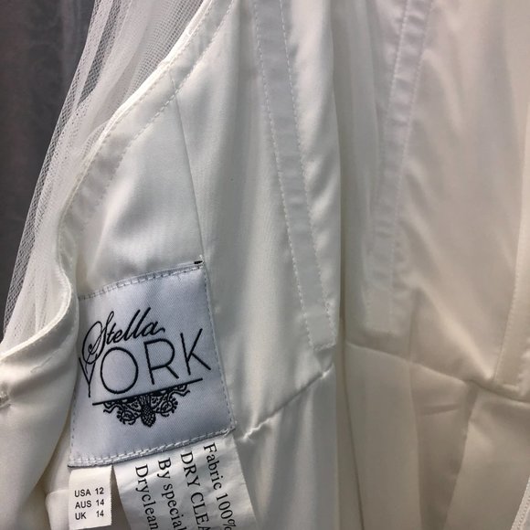 NEW Stella York for Essense of Australia, Ivory Bling Wedding Dress Size 8 - Picture 6 of 7